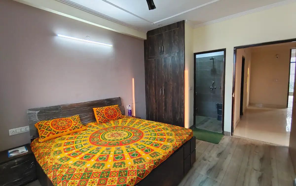 OSHO Villa Home Stay PG